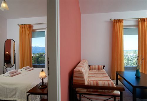 Irene Studios Hotel Evia Buitenkant foto
